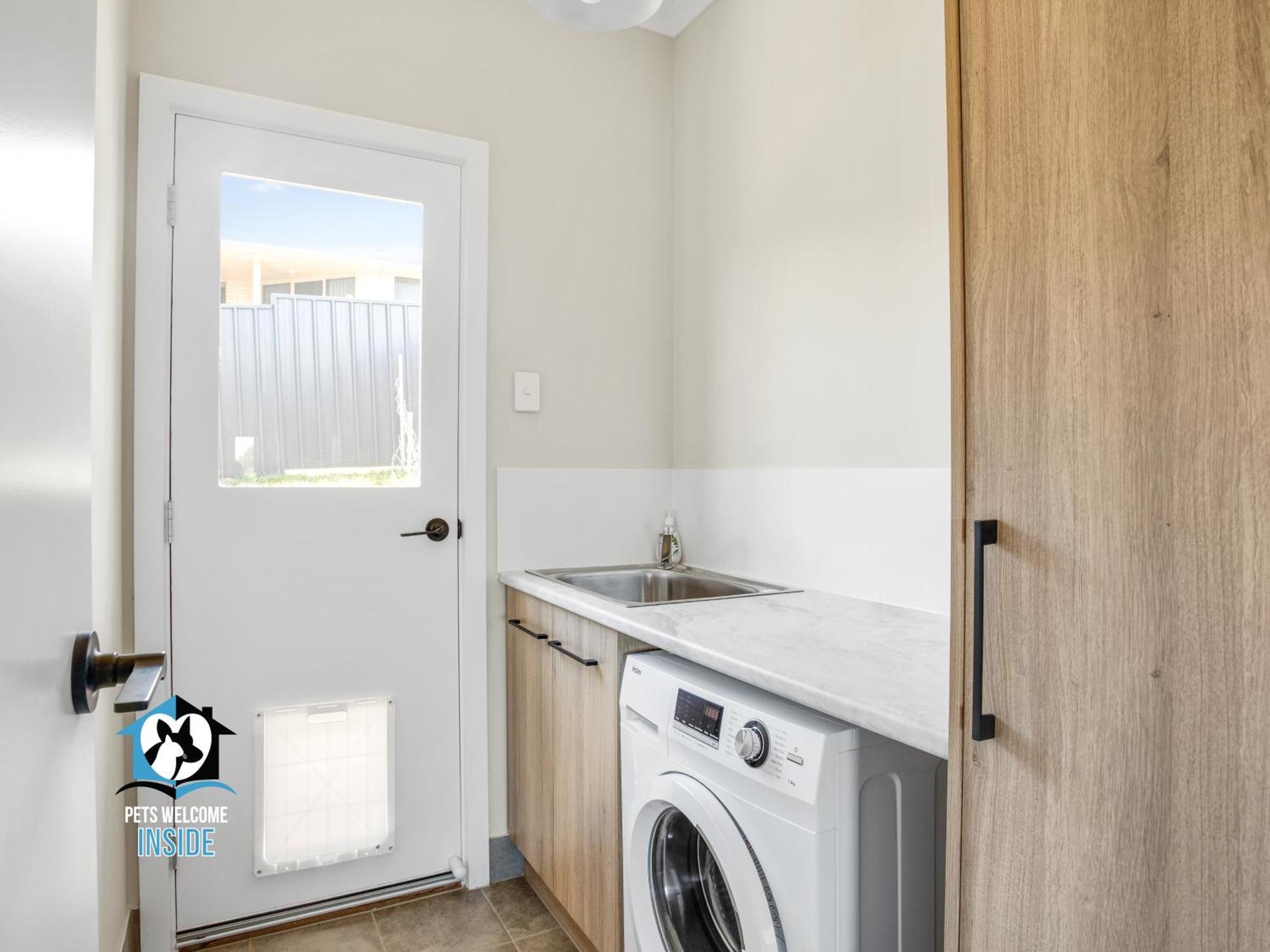 Brand New 3 Bed 2 Bath With Sea Views Holiday home