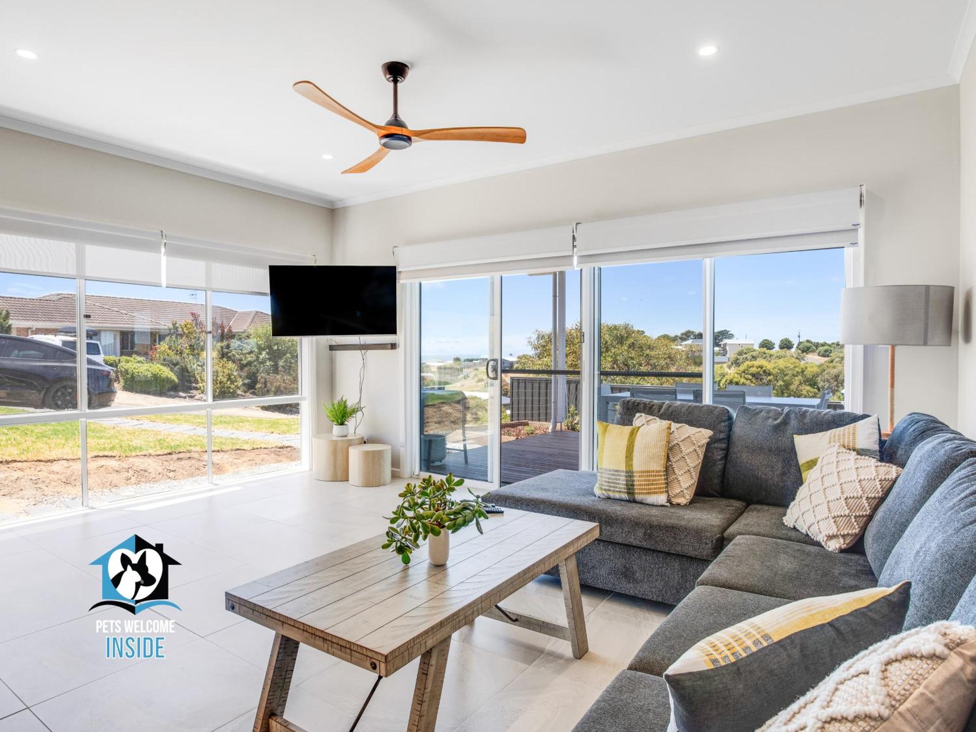Holiday home Brand New 3 Bed 2 Bath With Sea Views Encounter Bay